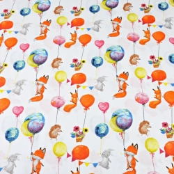 Baumwolle 100% Füchse mit bunten Ballons auf weißem Hintergrund  