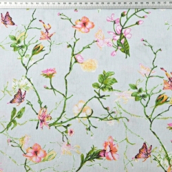 Baumwolle 100% Kletterblumen mit Schmetterlingen auf hellgrauem Hintergrund  