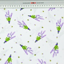 Baumwolle 100% Lavendelzweigblüten auf weißem Hintergrund  
