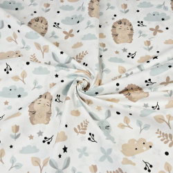 Baumwolle 100% beige Igel mit Kaninchen auf weißem Hintergrund  