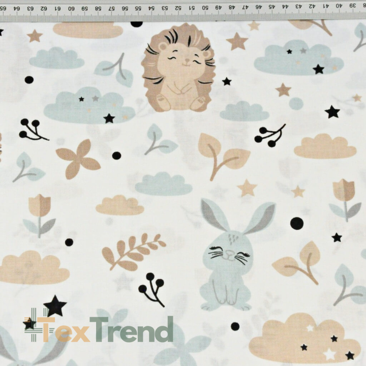 Baumwolle 100% beige Igel mit Kaninchen auf weißem Hintergrund  