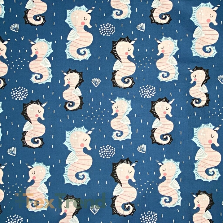 Baumwolle 100% Seepferdchen auf hellblauem Hintergrund  