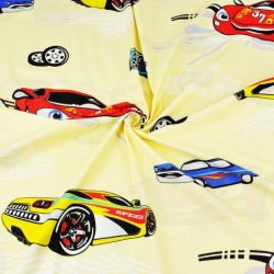 Baumwolle 100% Fahrzeuge Rennwagen auf gelbem Hintergrund  