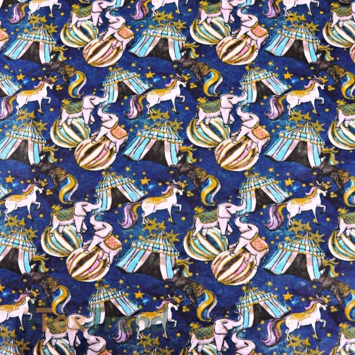 Baumwolle 100% Magischer Zirkus rosa-blau auf jeansfarbenem Hintergrund  