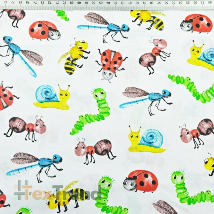 Baumwolle 100% Bunte Insekten und Schnecken auf weißem Hintergrund  