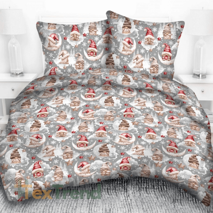 Baumwolle 100% Weihnachtsmuster mit Wichteln und Sternen in beige-rot auf grauem Hintergrund  
