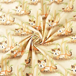 Baumwolle 100% Füchse in Bäumen auf beigem Hintergrund  