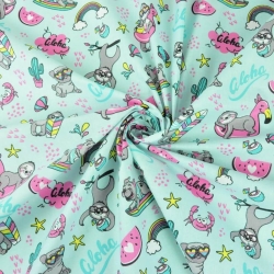 Baumwolle 100% Faultiere im Aloha-Urlaub auf mintgrünem Hintergrund  