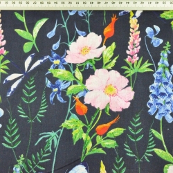 Baumwolle 100% Wiese mit Lupinen auf dunkelblauem Hintergrund  