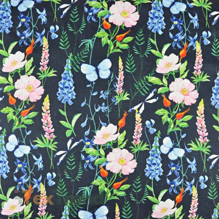 Baumwolle 100% Wiese mit Lupinen auf dunkelblauem Hintergrund  
