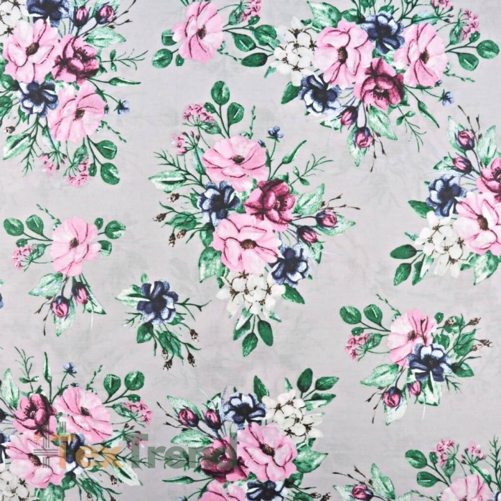 Baumwolle 100% rosa-dunkelblaue Blumensträuße mit grünen Blättern auf grauem Hintergrund  