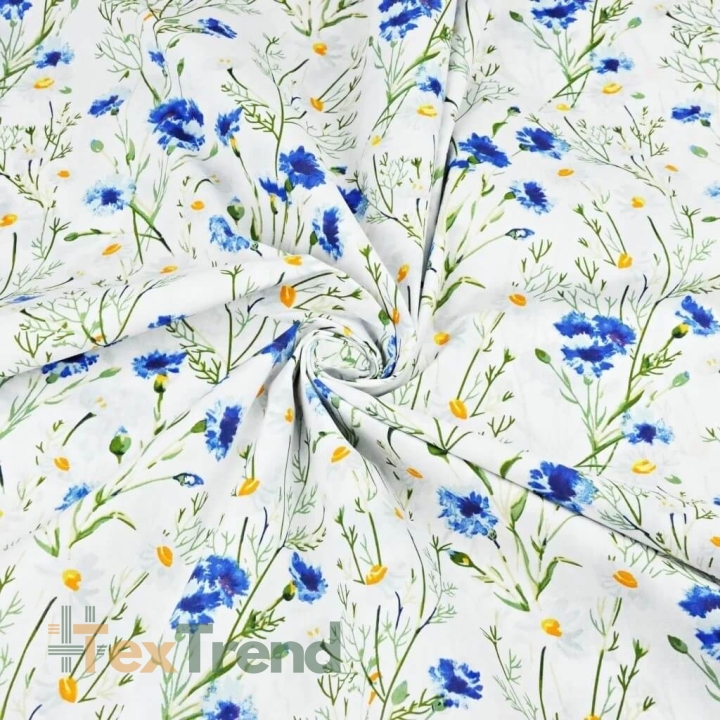 Baumwolle 100% Blumen Kornblumen und Kamille auf weißem Hintergrund