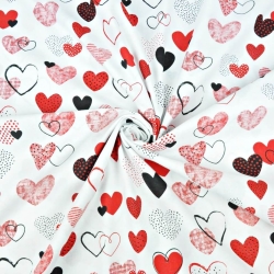 Baumwolle 100% gemusterte rote Herzen auf weißem Hintergrund  