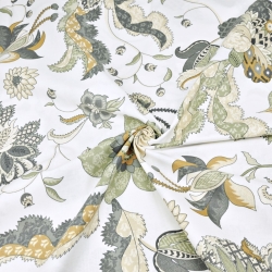 Baumwolle 100% türkisches Muster beige-orange auf weißem Hintergrund  