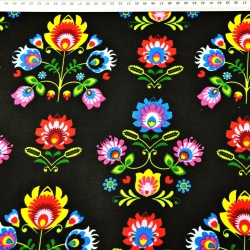 Baumwolle 100% Łowicz Muster in Reihen auf schwarzem Hintergrund  