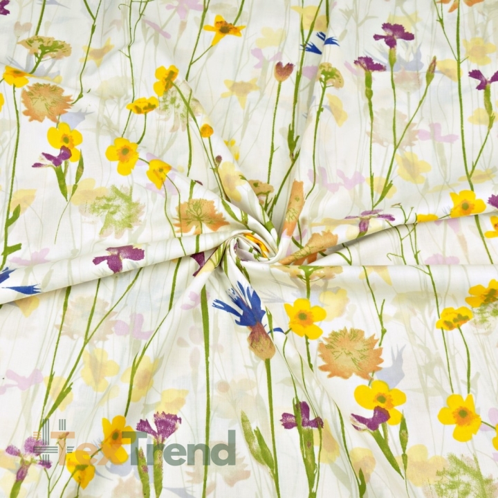 Baumwolle 100% Blumen Kornblumen und Butterblumen auf ecrufarbenem Hintergrund - 220cm  