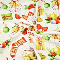 Baumwolle 100% Weihnachtsmuster Geschenke mit Socken auf weißem Hintergrund  