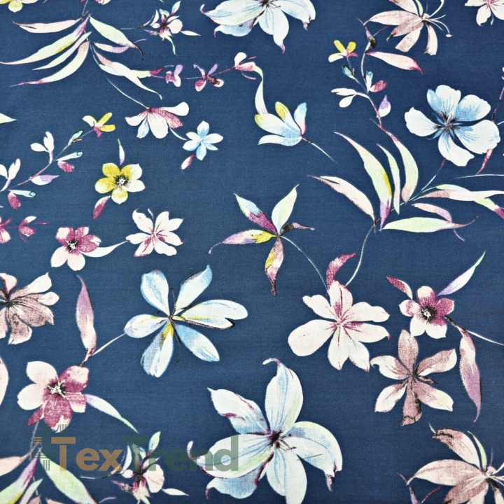 Baumwolle 100% Blumen mit Zweigen bunt auf dunkeljeansfarbenem Hintergrund  