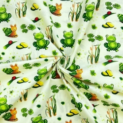 100% Baumwolle mit grünen Fröschen auf grünem Hintergrund  