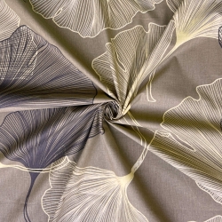 Baumwolle 100% Ginkgo-Blätter auf beigem Hintergrund  