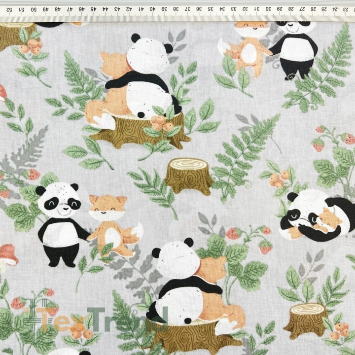 100% Baumwolle mit Pandas und Füchsen auf grauem Hintergrund  