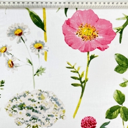 100% Baumwolle mit großen Wiesenblumen auf weißem Hintergrund  