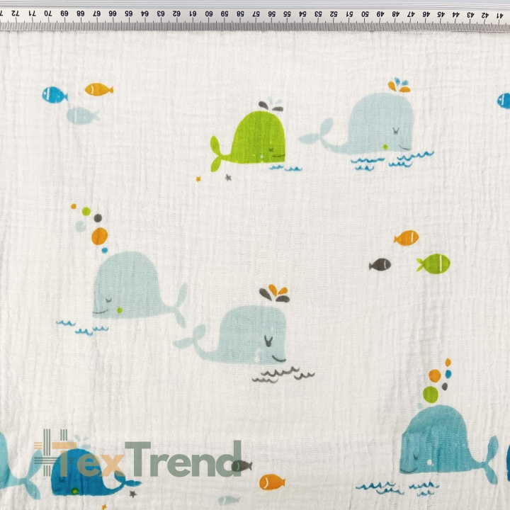 Musselin Double Gauze bedruckt mit bunten Walen  