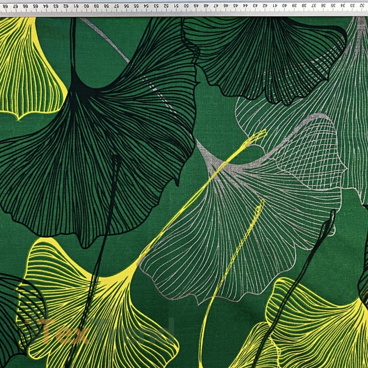 Baumwolle 100% Ginkgo-Blätter gelb-grau auf dunkelgrünem Hintergrund - 220cm  