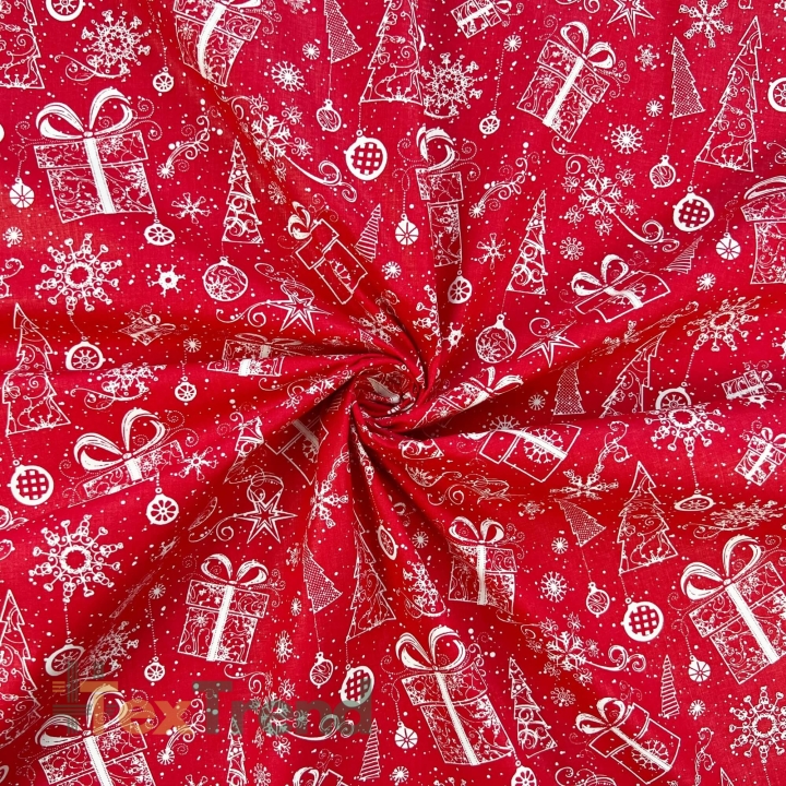 100% Baumwolle mit weihnachtlichem Muster von Tannenbaumkonturen mit Geschenken auf rotem Hintergrund  