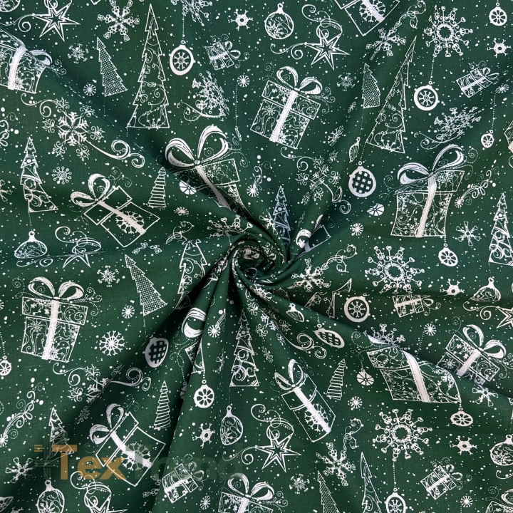 100% Baumwolle mit weihnachtlichem Muster von Tannenbaumkonturen mit Geschenken auf grünem Hintergrund  