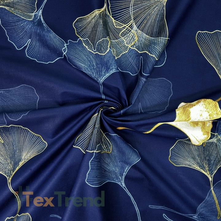 Baumwolle 100% Ginkgo-Blätter auf dunkel-saphirblauem Hintergrund  