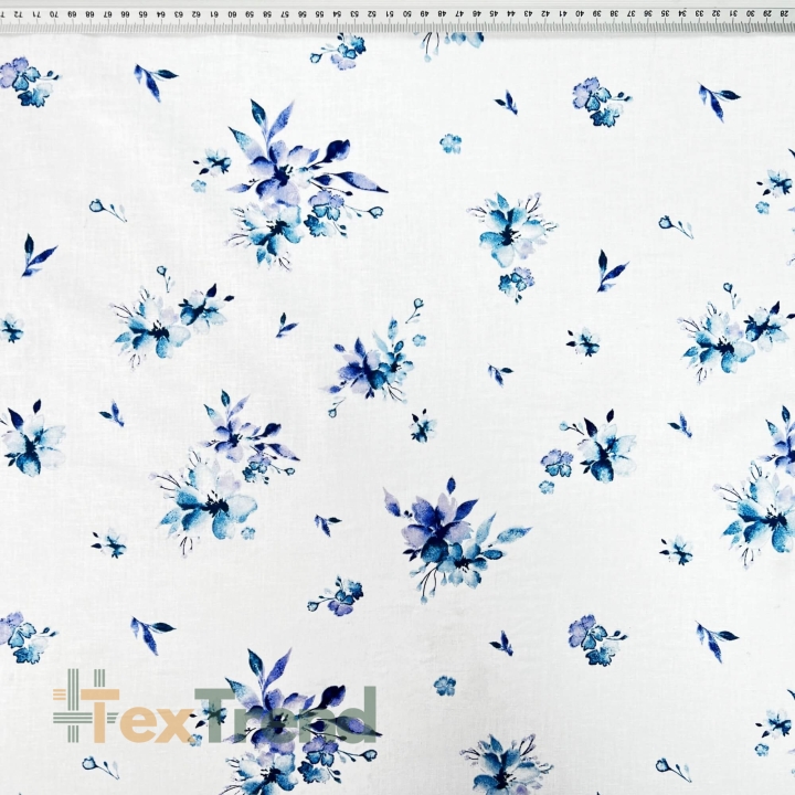 Baumwolle 100% Blumensträuße dunkelblau auf weißem Hintergrund  