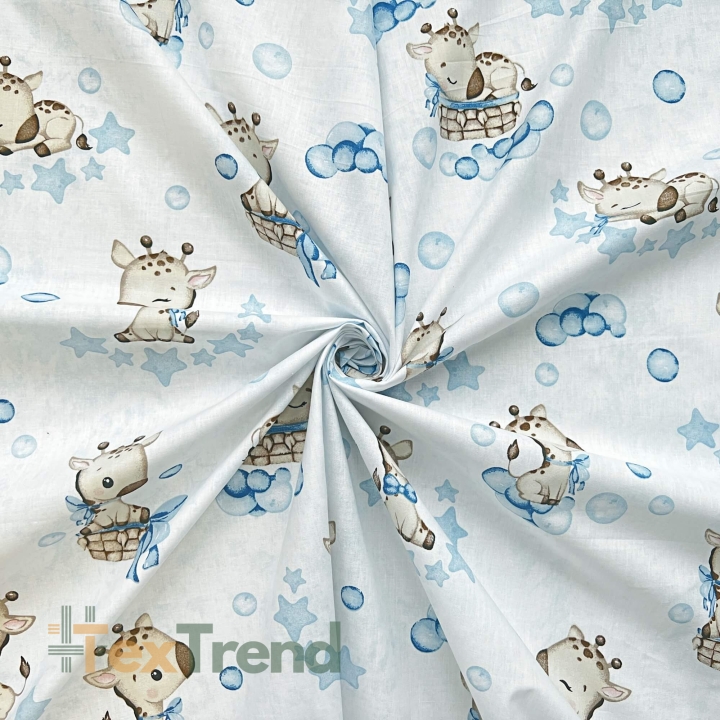 Baumwolle 100% Baby-Giraffen beige auf weiß-blauem Hintergrund  
