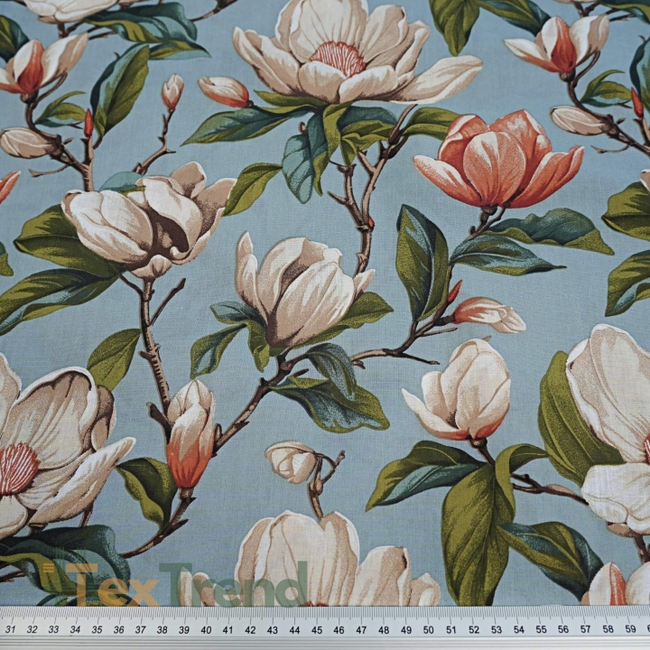 Baumwolle 100% Magnolienblumen beige auf blau-grauem Hintergrund  