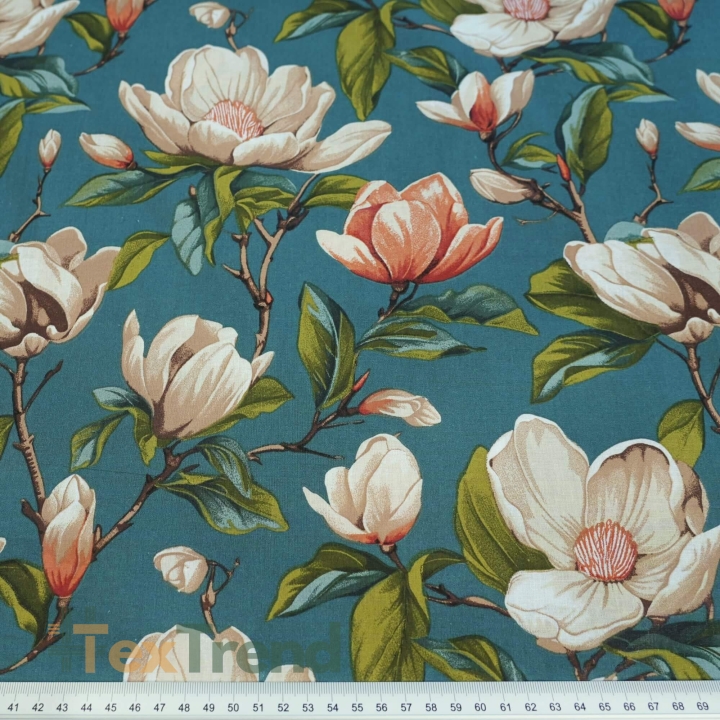 Baumwolle 100% Magnolienblumen beige auf meeresfarbenem Hintergrund  