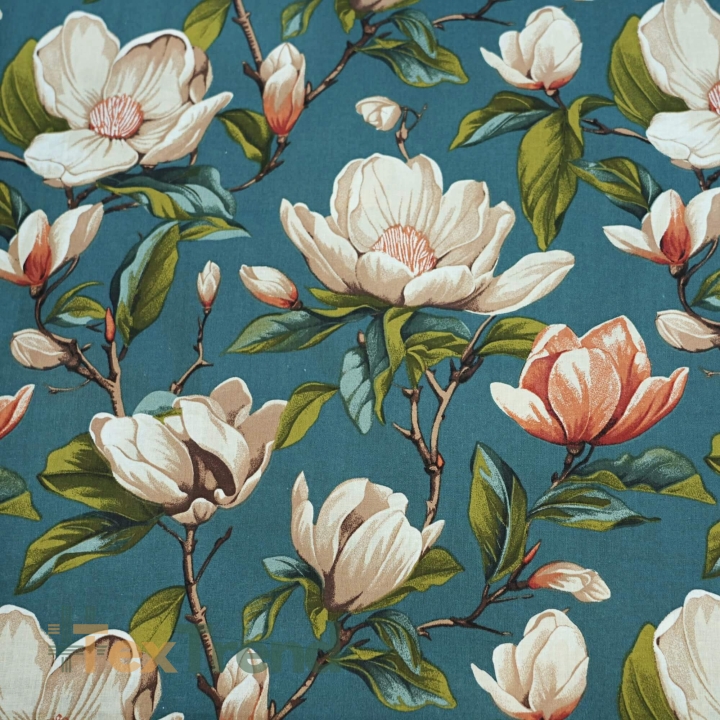 Baumwolle 100% Magnolienblumen beige auf meeresfarbenem Hintergrund  