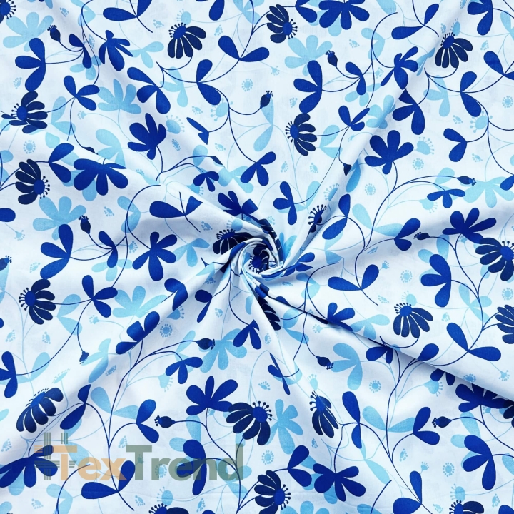 100% Baumwolle Blumen in saphirblau auf weißem Hintergrund  