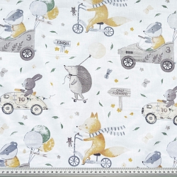 100% Baumwolle Tiere Rennen beige-grün auf weißem Hintergrund  