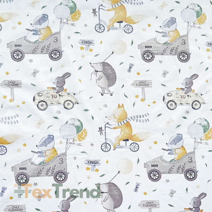 100% Baumwolle Tiere Rennen beige-grün auf weißem Hintergrund  
