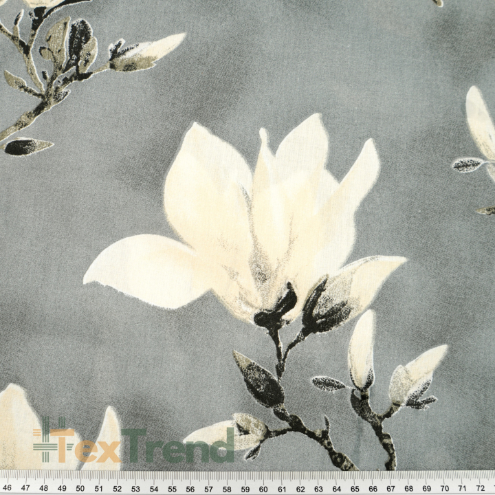 Baumwolle 100% Magnolienblüten ecru auf grauem Hintergrund  