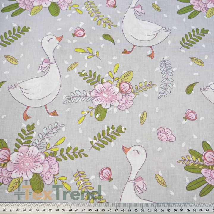 Baumwolle 100% Vögel Gänse mit Blumen auf grauem Hintergrund  