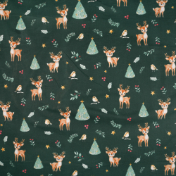 100% Baumwolle Weihnachtsmuster mit Rehen und Tannenbäumen auf grünem Hintergrund