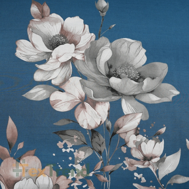 100% Baumwolle große beige Magnolienblüten auf jeansfarbenem Hintergrund  