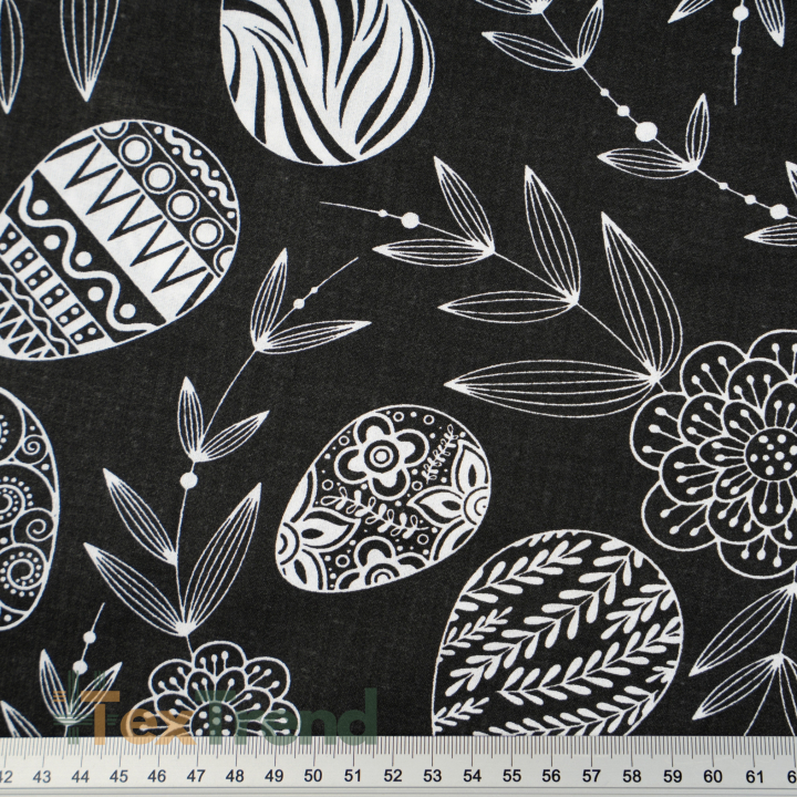 100% Baumwolle Ostermuster Eier auf schwarzem Hintergrund