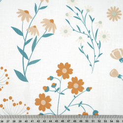 100% Baumwolle blumige Wiese beige auf weißem Hintergrund