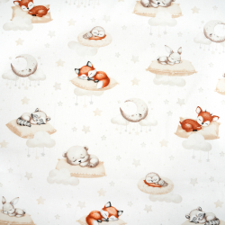 100% Baumwolle mit schlafenden Tieren auf Kissen vor weißem Hintergrund