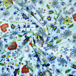 Polar Plus kaschubisches Muster bunt auf blauem Hintergrund