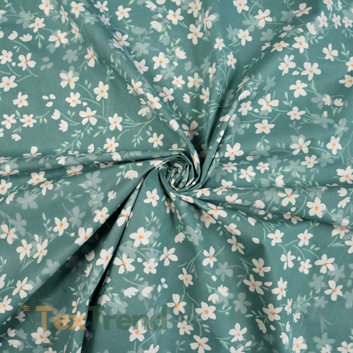 100% Baumwolle mit weißen Blumen auf marineblauem Hintergrund - 220 cm