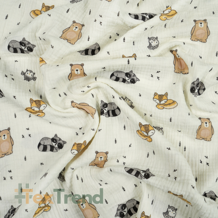 Muslin Double Gauze mit Füchsen und Waschbären auf Ecru
