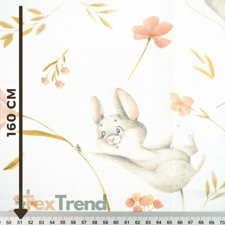 100% Baumwolle Feldmäuse mit Blumen auf weißem Hintergrund